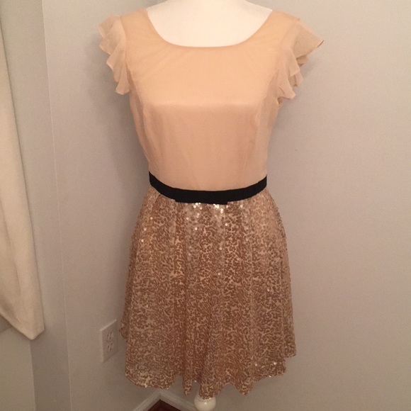 Forever 21 Dresses & Skirts - NWT forever 21 dress
